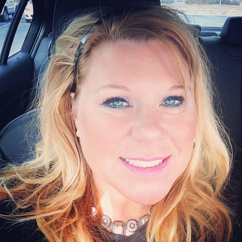 Meet your Posher, Michele